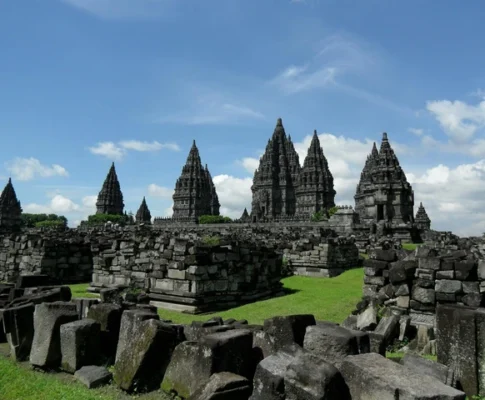 Wisata Sejarah: Mengenal Lebih Dekat dengan Masa Lalu